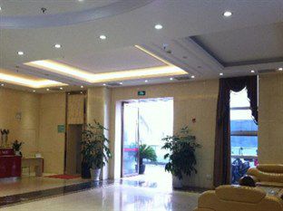 7 Days Inn Chengdu East Railway Station West Squar Bagian luar foto